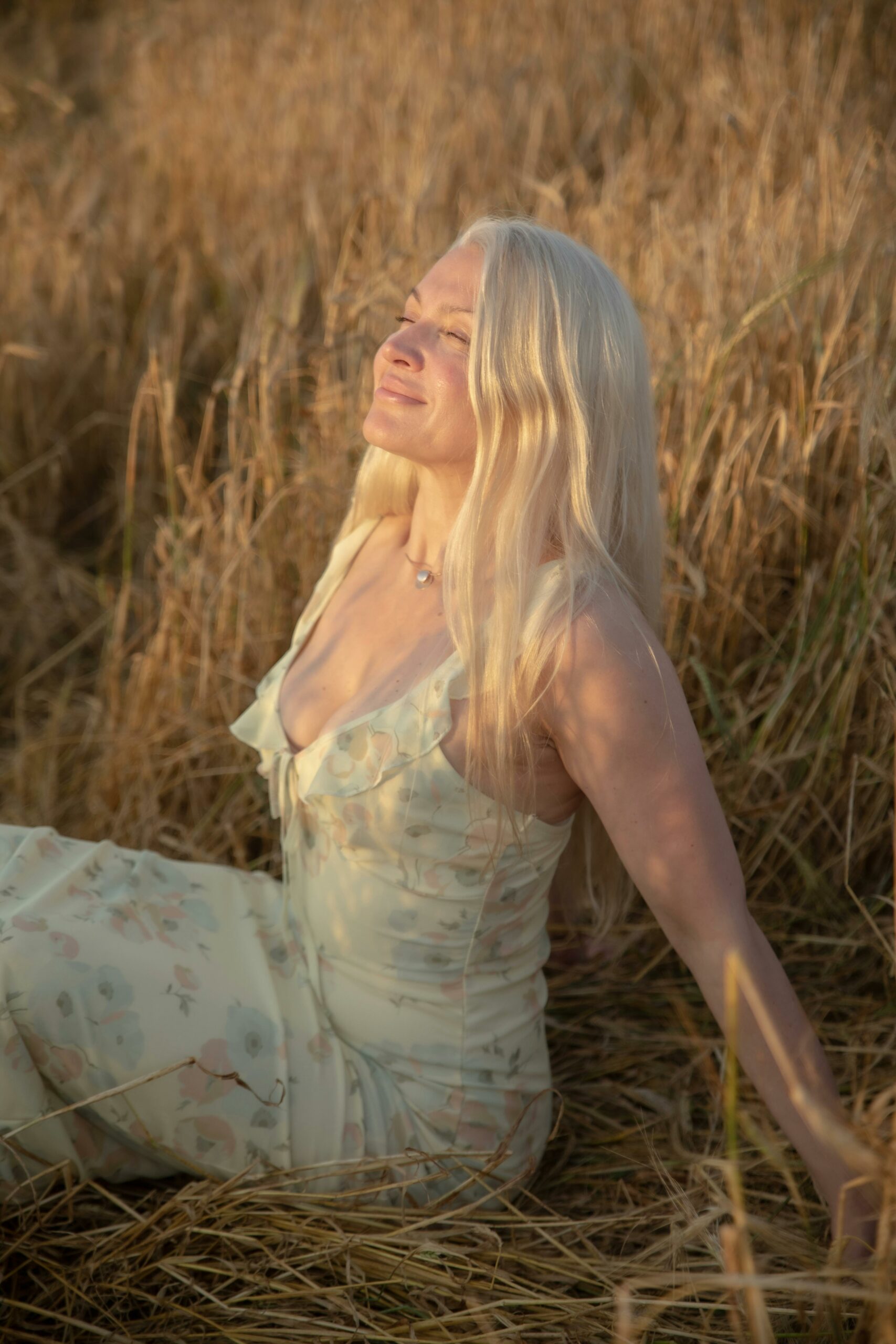 Midlife Initiation: Understanding Hormonal Changes in Perimenopause and Postmenopause